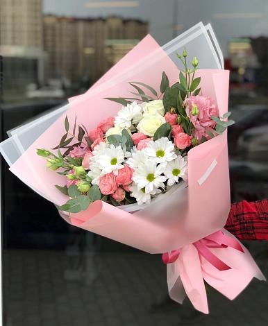 Букет цветов из: Розы, Лизиантусы и Хризантемы в Гусь-Хрустальном